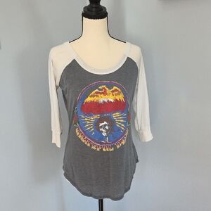 Chaser Grateful Dead Gray and White Graphic 3/4 Sleeve Tee